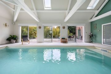 Une Piscinelle d'intérieur aux tonalités tout en douceur.